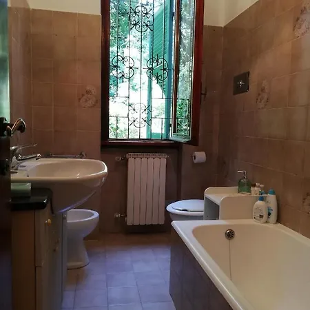 Fg Apartment, Mare E Monti, 70 Sqm, 2 Bedrooms, 1 Bathroom, Surrounded By Greenery, With Free Parking And Wifi Conveniently Located Near The Highway * Rapallo