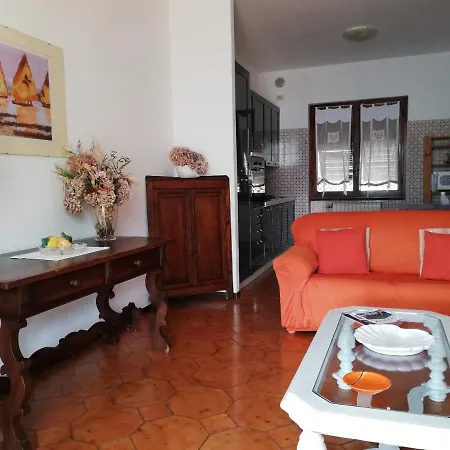 Fg Apartment, Mare E Monti, 70 Sqm, 2 Bedrooms, 1 Bathroom, Surrounded By Greenery, With Free Parking And Wifi Conveniently Located Near The Highway