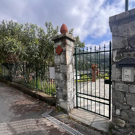Fg Apartment, Mare E Monti, 70 Sqm, 2 Bedrooms, 1 Bathroom, Surrounded By Greenery, With Free Parking And Wifi Conveniently Located Near The Highway Holiday home Rapallo