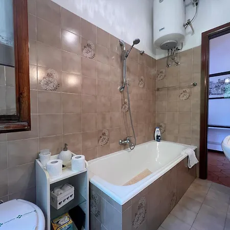 Fg Apartment, Mare E Monti, 70 Sqm, 2 Bedrooms, 1 Bathroom, Surrounded By Greenery, With Free Parking And Wifi Conveniently Located Near The Highway