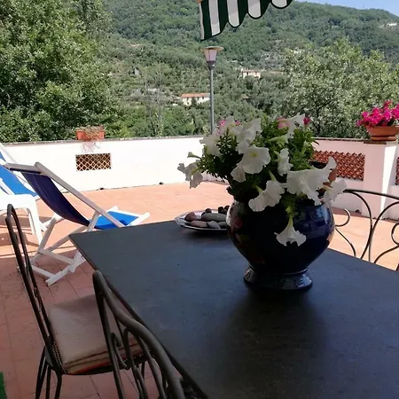 Fg Apartment, Mare E Monti, 70 Sqm, 2 Bedrooms, 1 Bathroom, Surrounded By Greenery, With Free Parking And Wifi Conveniently Located Near The Highway Σπίτι διακοπών Ραπάλο