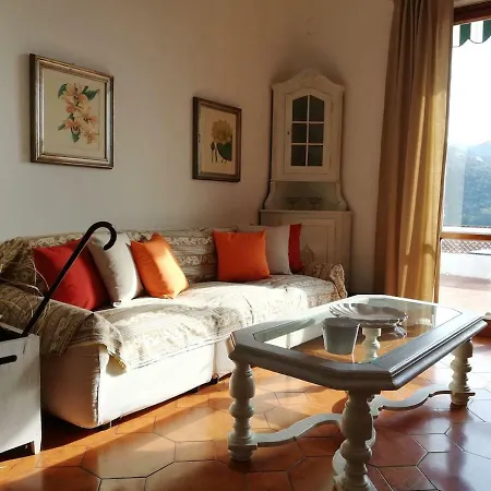 Holiday home Fg Apartment, Mare E Monti, 70 Sqm, 2 Bedrooms, 1 Bathroom, Surrounded By Greenery, With Free Parking And Wifi Conveniently Located Near The Highway Rapallo