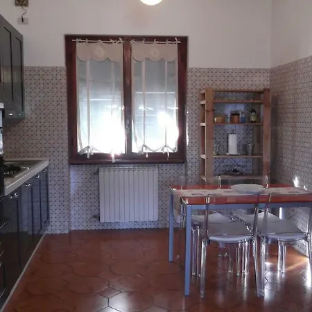 Fg Apartment, Mare E Monti, 70 Sqm, 2 Bedrooms, 1 Bathroom, Surrounded By Greenery, With Free Parking And Wifi Conveniently Located Near The Highway Ραπάλο